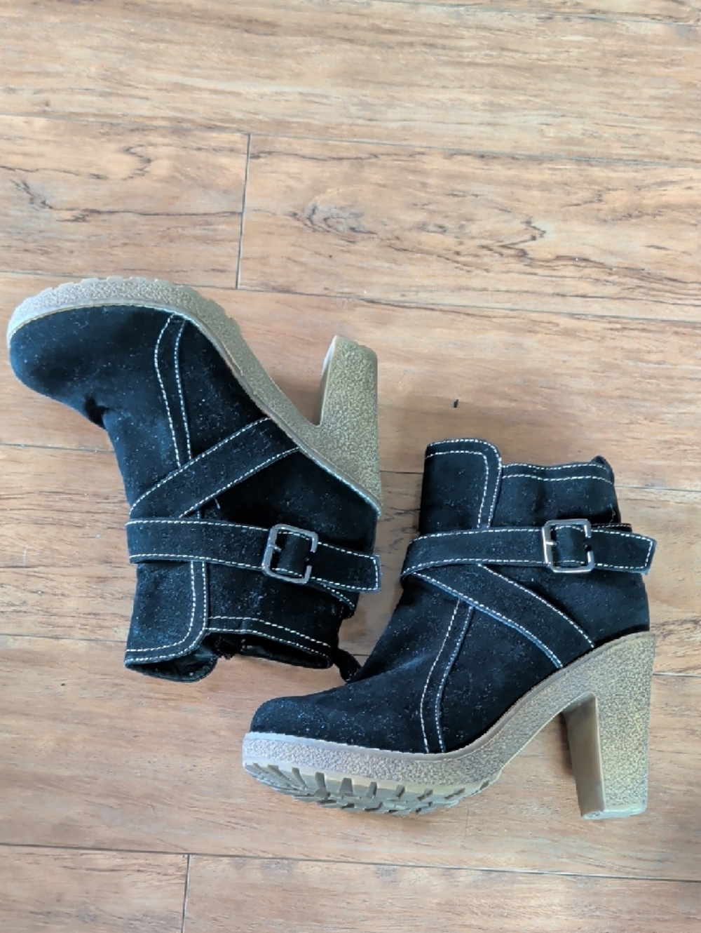 Capelli Black Faux Suede Ankle Boots Size 9 | Block Heel Buckle Strap Zip Boots - Picture 2 of 15